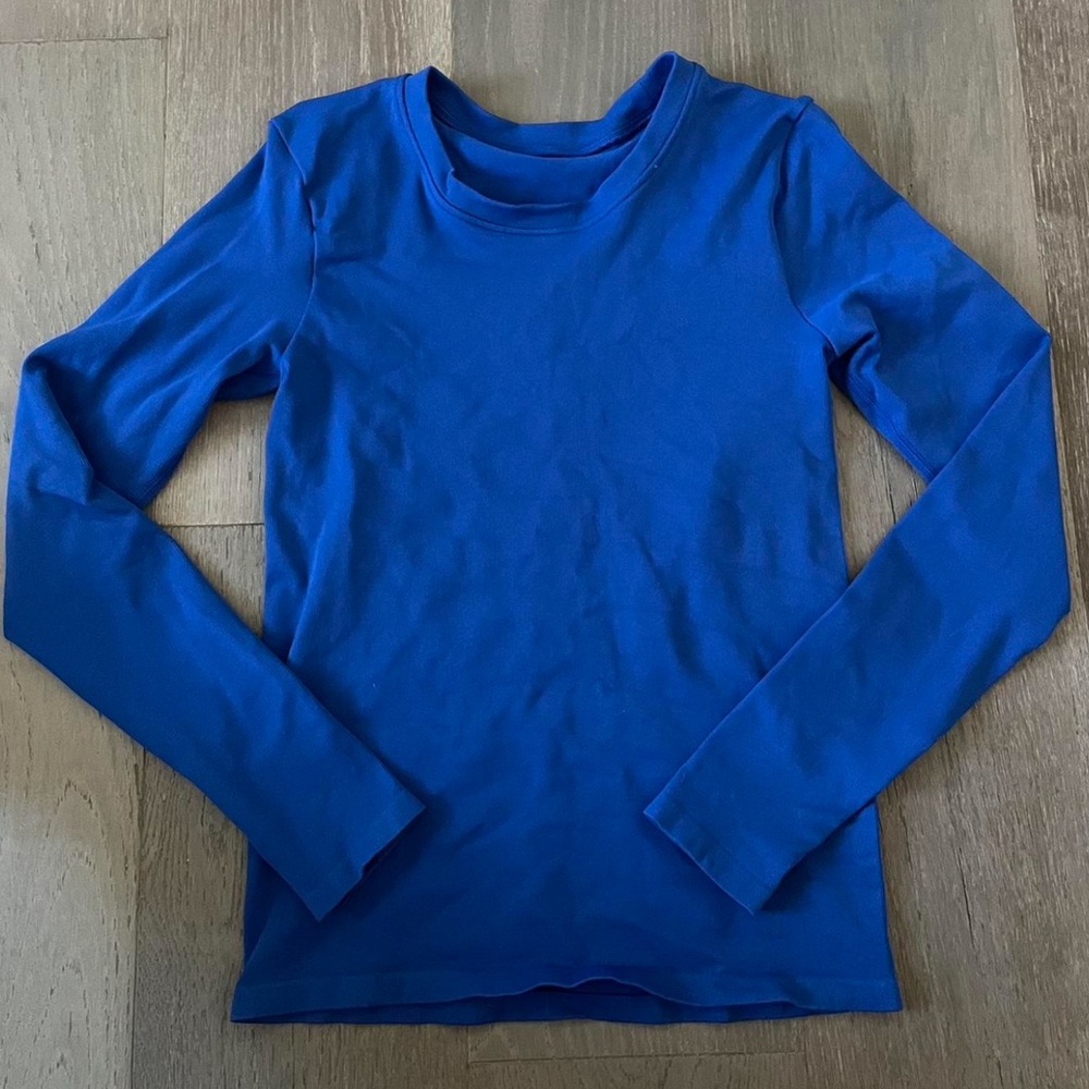 Blue long sleeve top